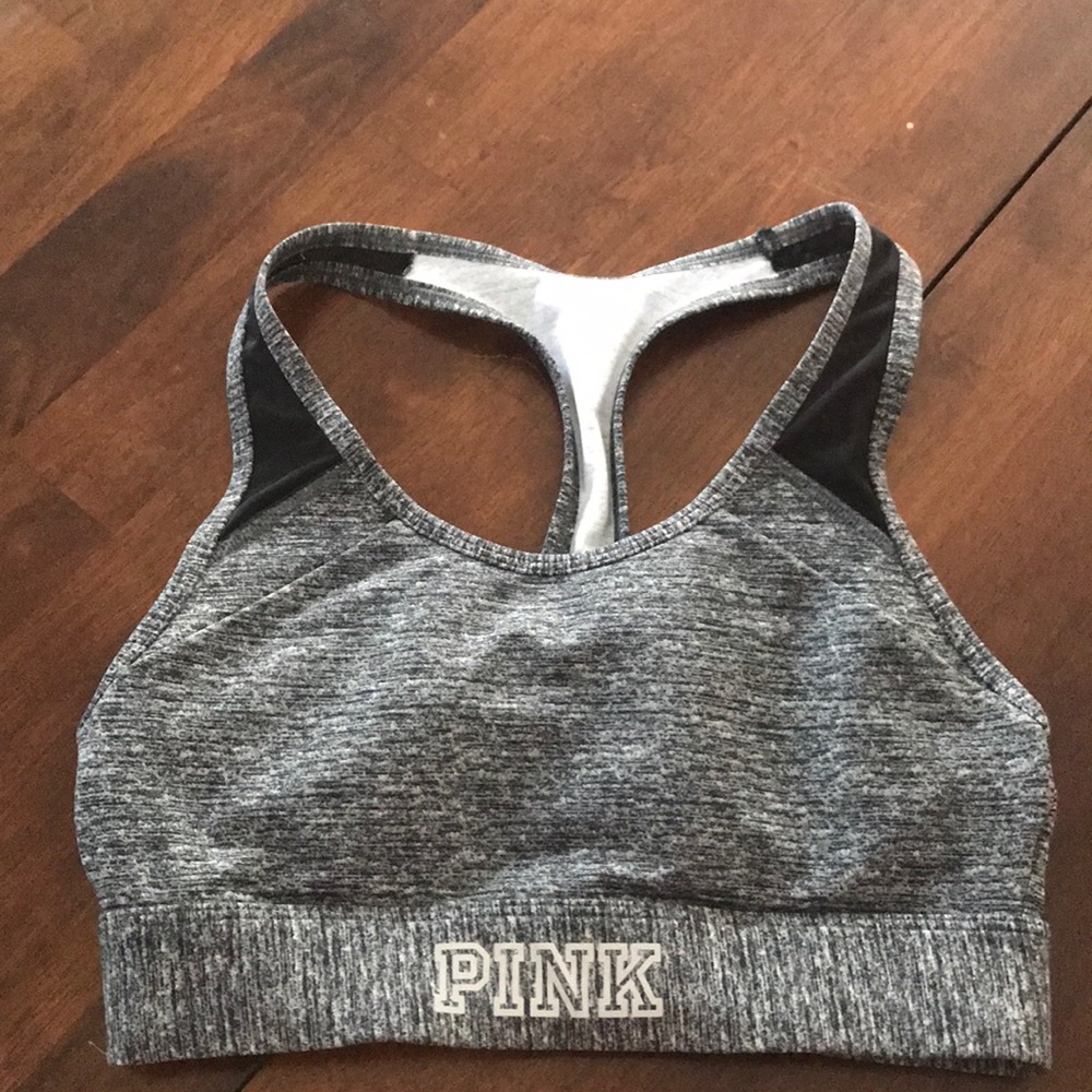 Victoria’s Secret Pink ultimate sports bra